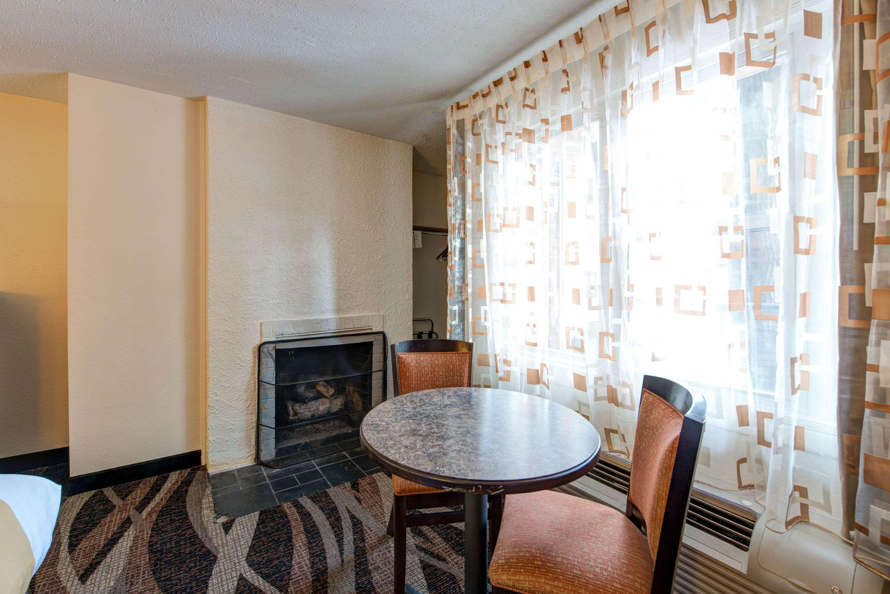 Quality Inn Creekside - Downtown Gatlinburg Extérieur photo