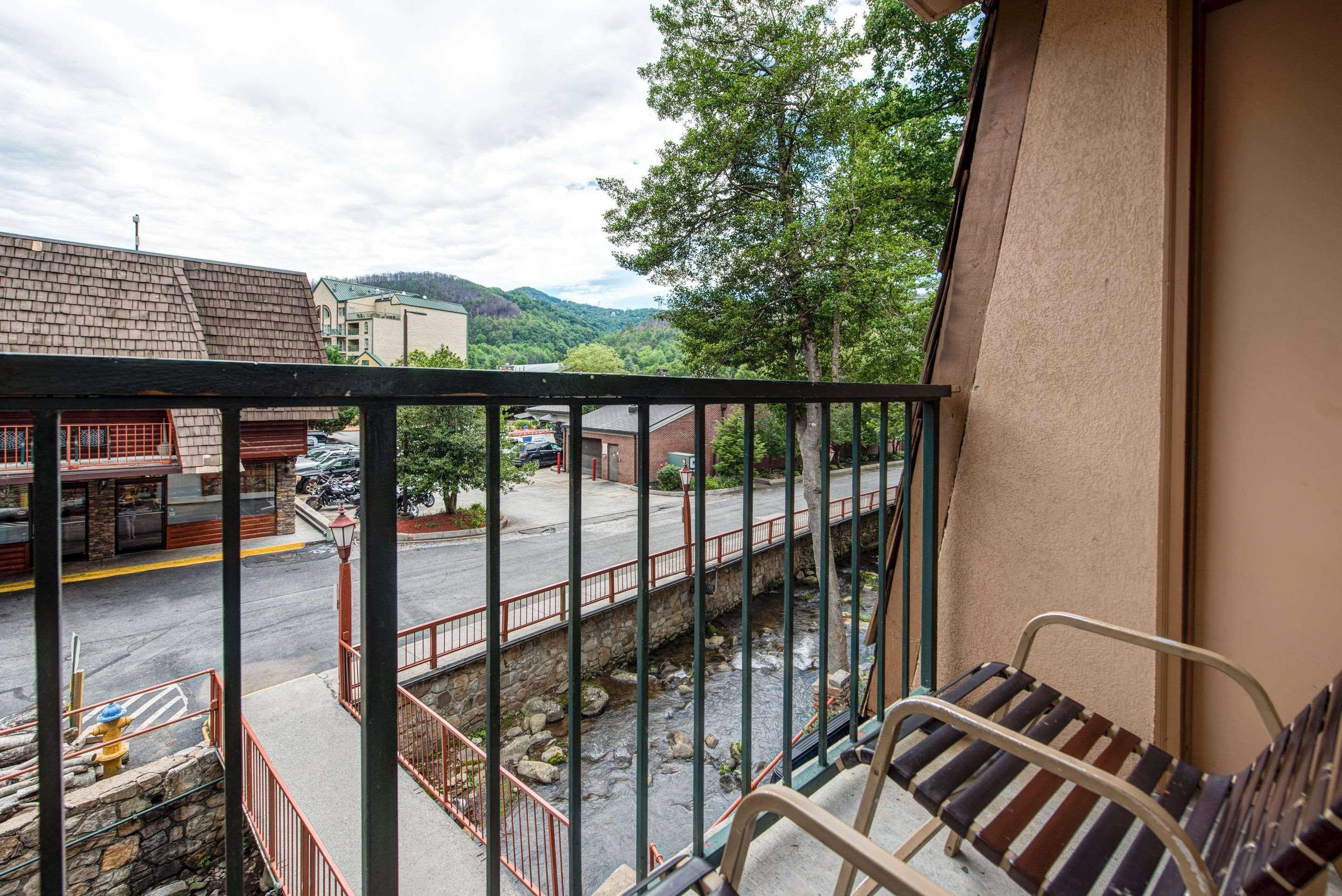 Quality Inn Creekside - Downtown Gatlinburg Extérieur photo